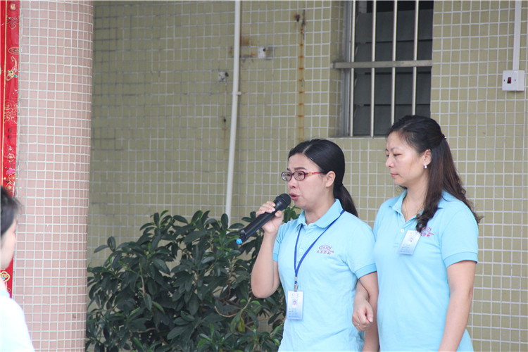 東晟人袁瑞芬在分享中用眼淚感動了在場的所有人,滿滿的正能量 東晟人袁瑞芬在分享中用眼淚感動了在場的所有人,滿滿的正能量