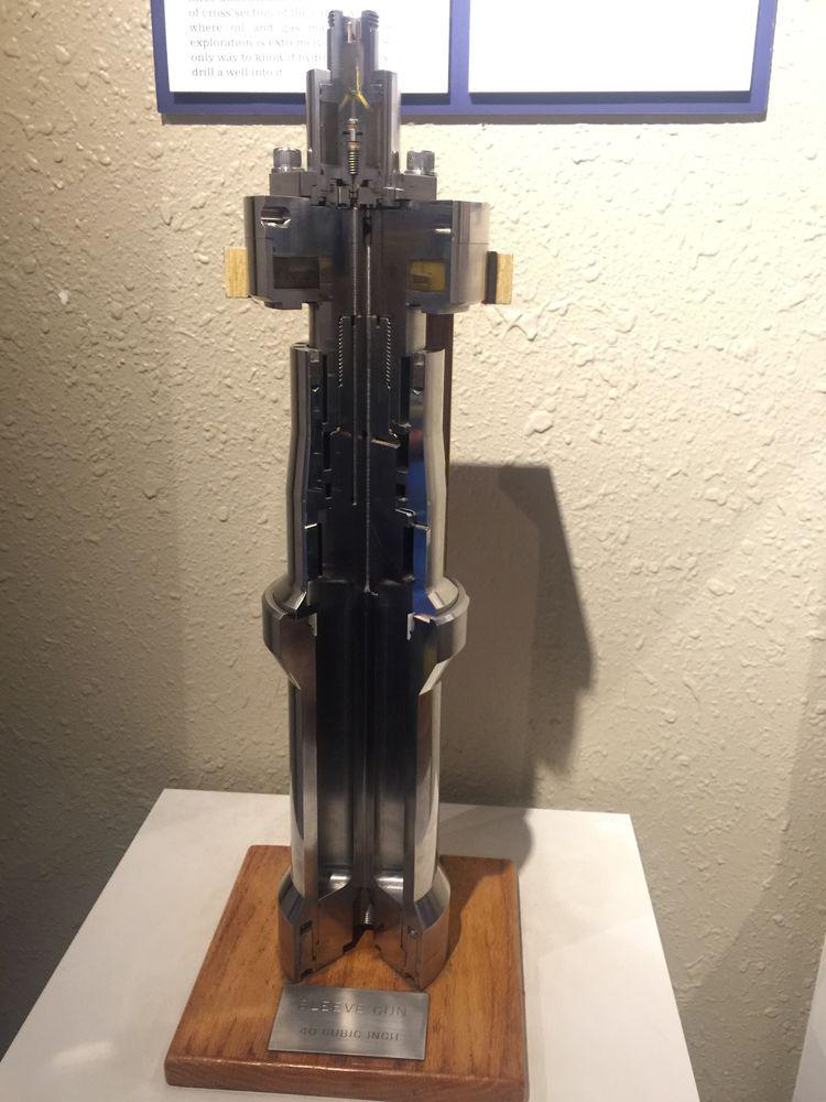 勘探鉆井采油平臺上專用的:炮筒式氣槍剖面圖! 勘探鉆井采油平臺上專用的:炮筒式氣槍剖面圖!