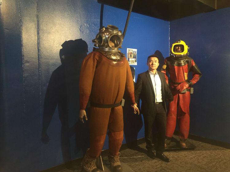 采油勘探鉆井專用的:特殊現(xiàn)場作業(yè)的防護服! 采油勘探鉆井專用的:特殊現(xiàn)場作業(yè)的防護服!