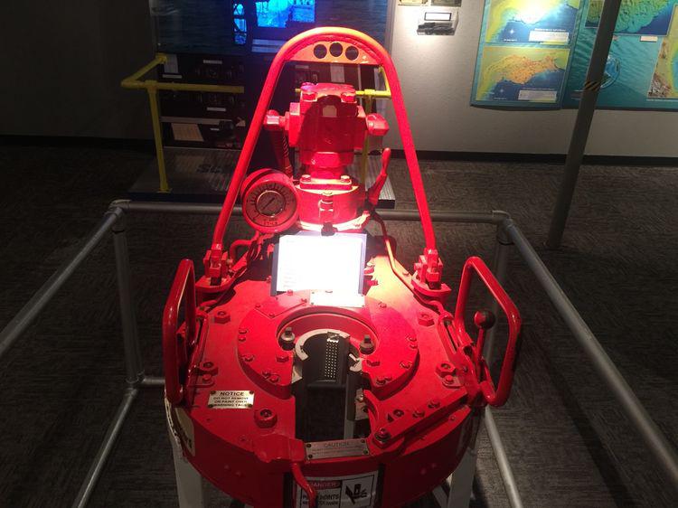 采油勘探鉆井利器之十三:固定不同類形鉆桿、鉆具的抱緊器! 采油勘探鉆井利器之十三:固定不同類形鉆桿、鉆具的抱緊器!