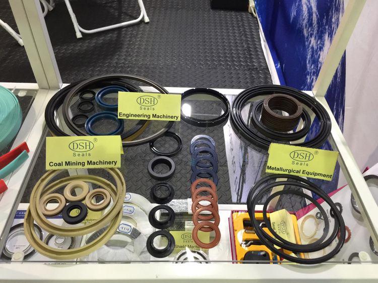 往復用油封、氣封,高、低速旋轉用油封,耐高溫、高壓用V型組合圈 往復用油封、氣封,高、低速旋轉用油封,耐高溫、高壓用V型組合圈