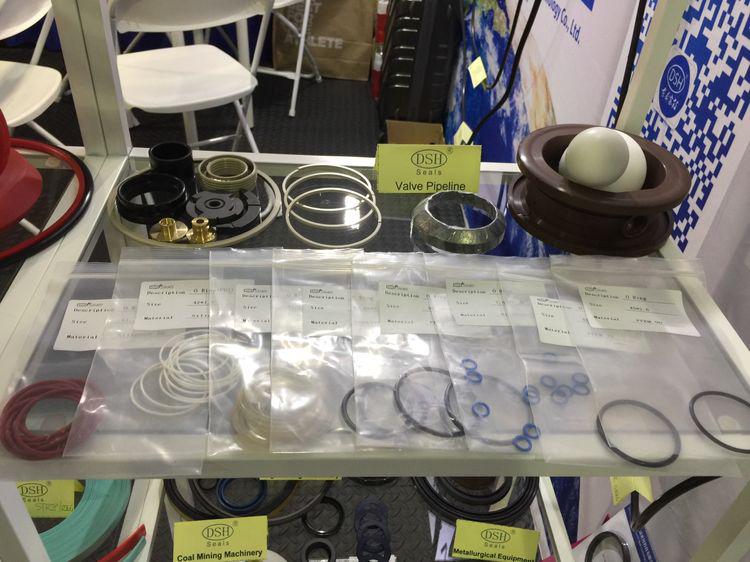 各種工況用橡膠O型密封圈、蝶閥密封件及壓裂球 各種工況用橡膠O型密封圈、蝶閥密封件及壓裂球