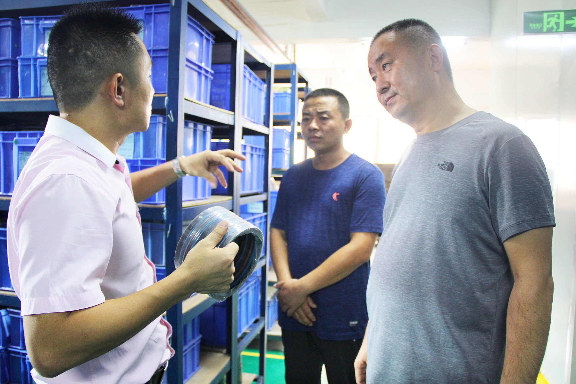 密封件產(chǎn)品倉(cāng)庫(kù)